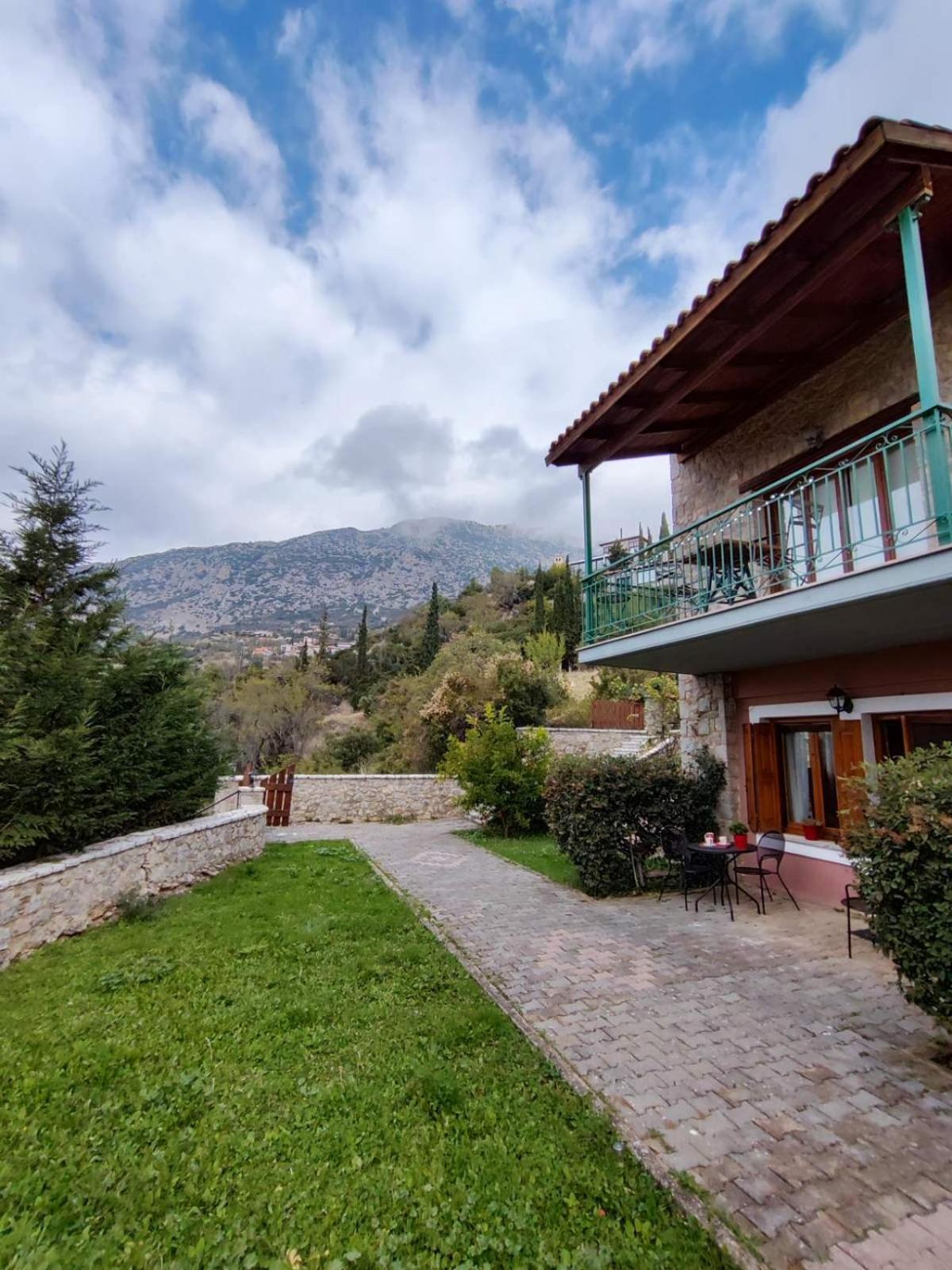 Kastalia Country Home Arachova Bagian luar foto